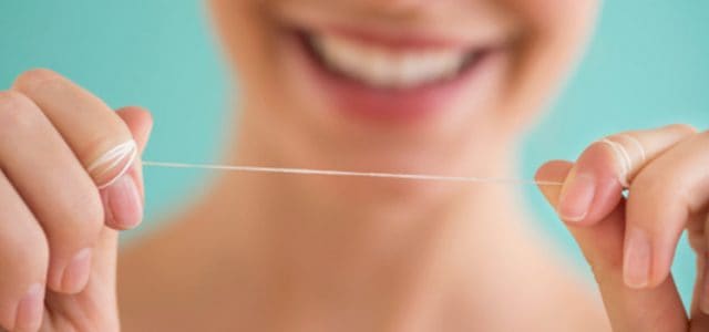 Hilo dental: ¿cómo usarlo correctamente?