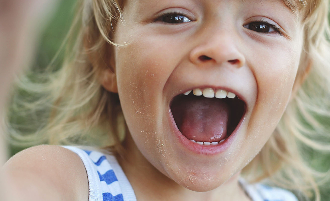 La importancia de la prevención de caries en los dientes de leche durante el embarazo y la lactancia