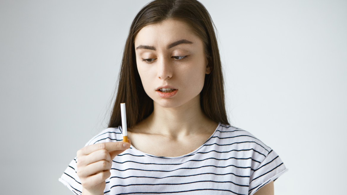 ¿Cómo afecta el tabaco a los dientes?